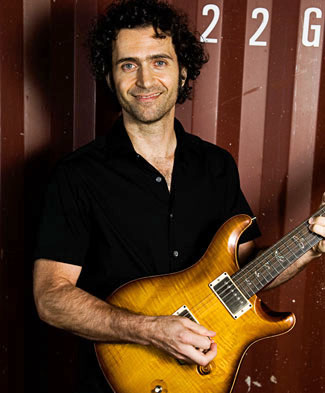 [Dweezil Zappa Band Picture]