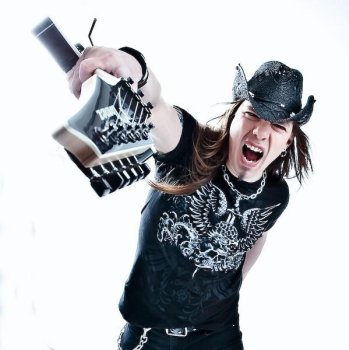 [Elias Viljanen Band Picture]