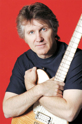 [Rik Emmett Band Picture]