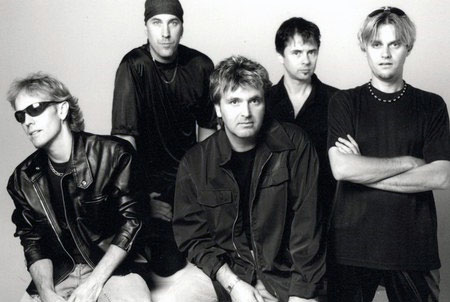 https://heavyharmonies.com/bandpics/honeymoonsuite.jpg